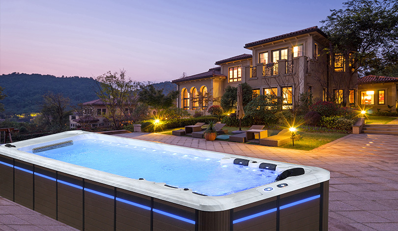 無邊際泳池設(shè)備